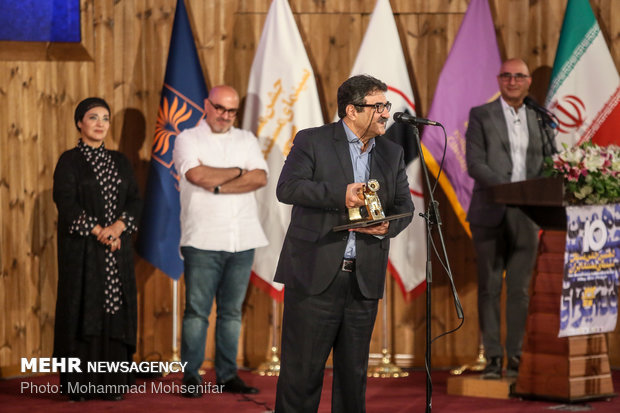 دهمین جشن مستقل سینمای مستند ایران