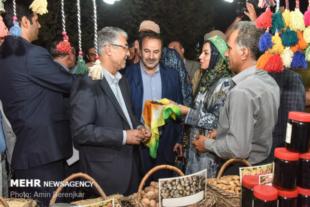 مهرجان طاقات وإنجازات القرويين والعشائر