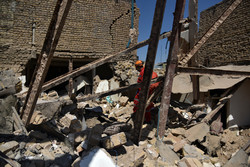 ریزش یک ساختمان فرسوده در قزوین حادثه آفرید