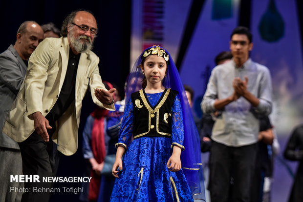 Closing ceremony of folklore section at National Festival of Youth Music