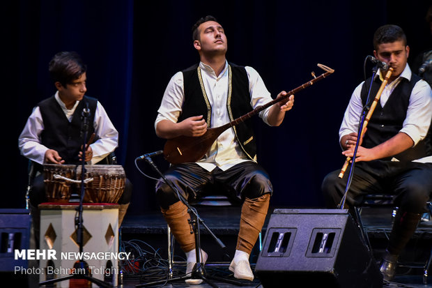 Closing ceremony of folklore section at National Festival of Youth Music