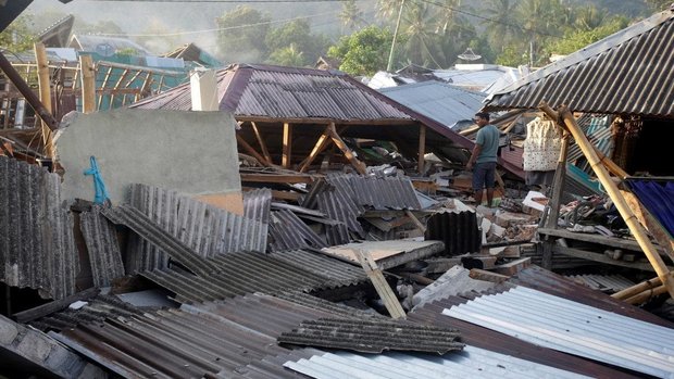 Four dead, several dozen injured in Haiti quake