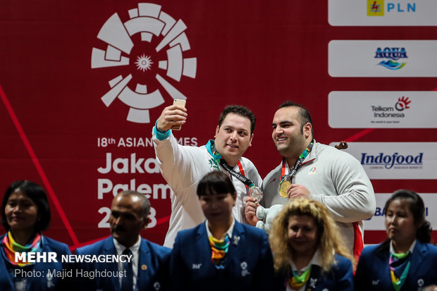 مسابقات آسیایی اندونزی - وزنه برداری سنگین وزن