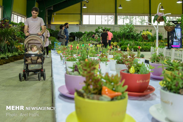 6th Intl. Flower Exhibition underway in Karaj
