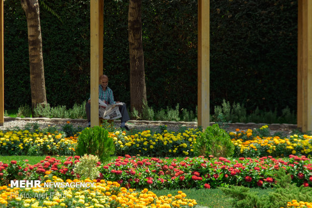 6th Intl. Flower Exhibition underway in Karaj
