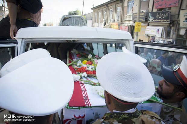 Funeral ceremony of martyr pilot ‘Fatahi’ held in Kermanshah 