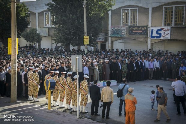 Funeral ceremony of martyr pilot ‘Fatahi’ held in Kermanshah 