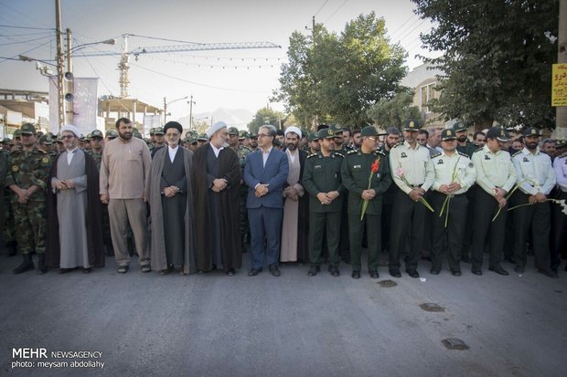 Funeral ceremony of martyr pilot ‘Fatahi’ held in Kermanshah 