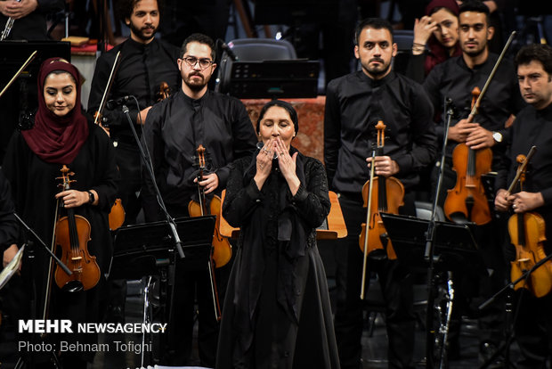 کنسرت ارکستر ملی ایران به رهبری نزاهت امیری