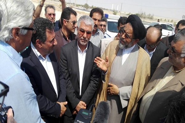 بازدید وزیر اطلاعات و معاون وزیر راه از آزادراه لامرد- پارسیان