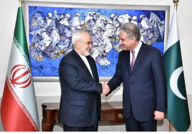 No third-party country can upset Iran-Pakistan ties: Zarif