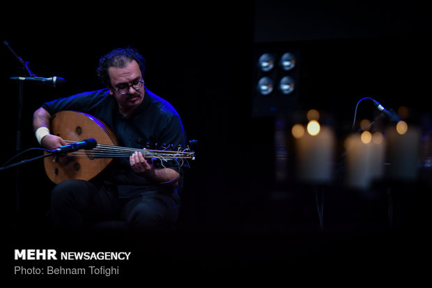 Shahram Nazeri holds concert in Tehran