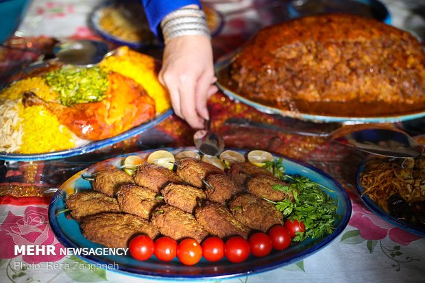 جشنواره گردشگری غذا و هنر درهمدان