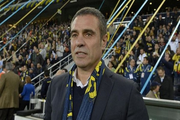 Fenerbahçe Ersun Yanal ile değişimi göstermek istiyor