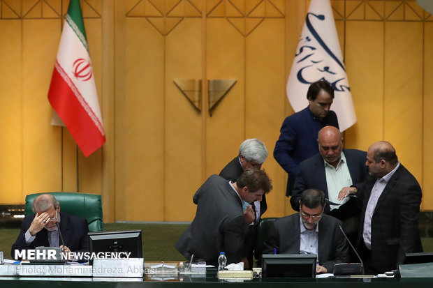 FM Zarif before Parliament