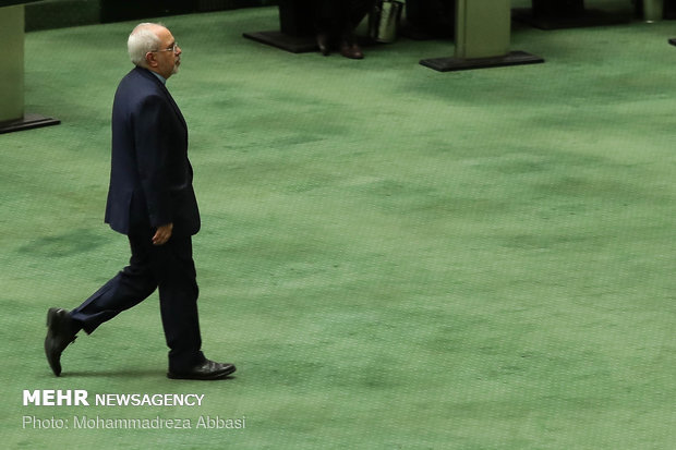 FM Zarif before Parliament