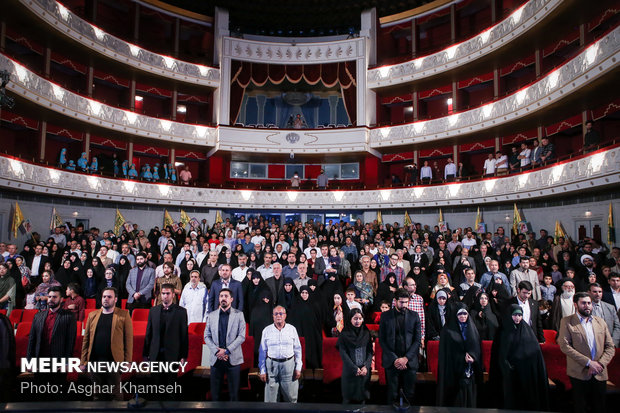 گردهمایی اهالی فرهنگ و هنر ایران در پاسداشت شهدای مدافع حرم