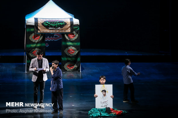 گردهمایی اهالی فرهنگ و هنر ایران در پاسداشت شهدای مدافع حرم