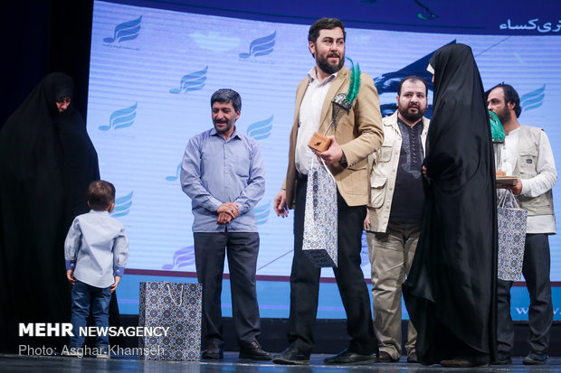 گردهمایی اهالی فرهنگ و هنر ایران در پاسداشت شهدای مدافع حرم