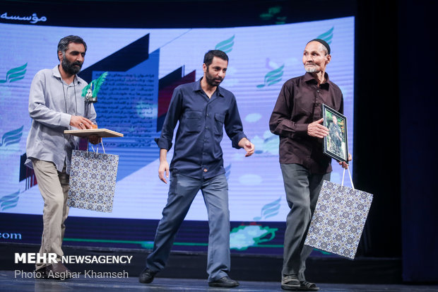 گردهمایی اهالی فرهنگ و هنر ایران در پاسداشت شهدای مدافع حرم