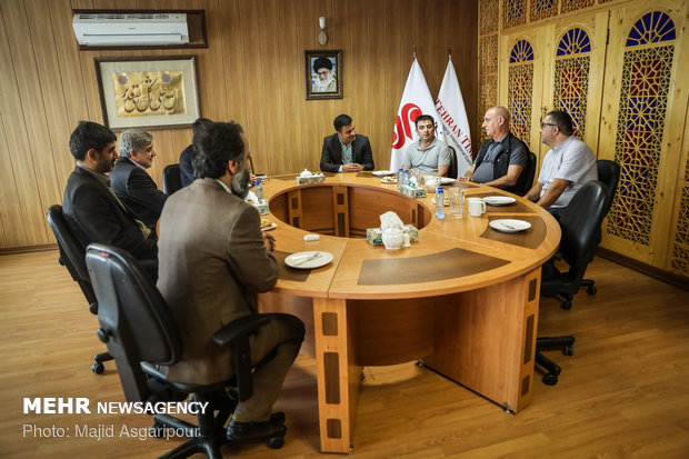 AZERTAC News Agency’s CEO visits MNA HQ in Tehran 