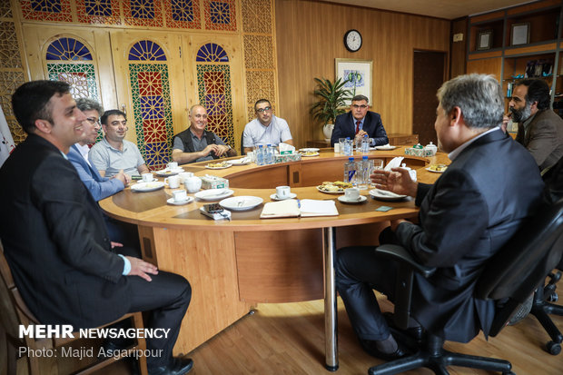 AZERTAC News Agency’s CEO visits MNA HQ in Tehran 