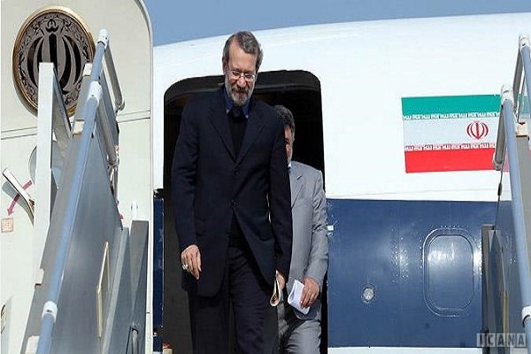  لاریجانی وارد فرودگاه ولگوگراد روسیه شد