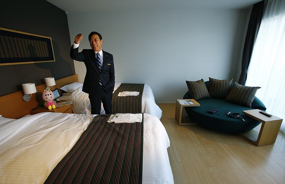 نخستین هتل زنجیره‌ای رباتیک در ژاپن تأسیس شد (+عکس)