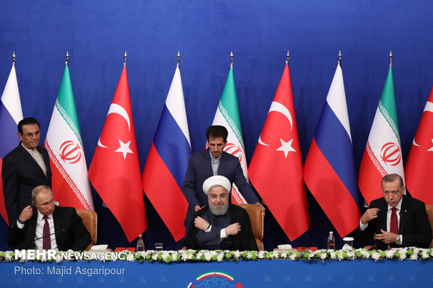 نشست خبری روسای جمهور ایران، روسیه و ترکیه