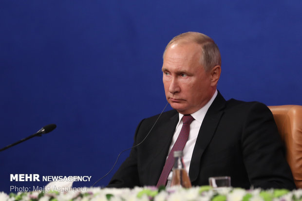 Rusya Devlet Başkanı Putin: ABD'nin yaptırımlarına cevap vereceğiz
