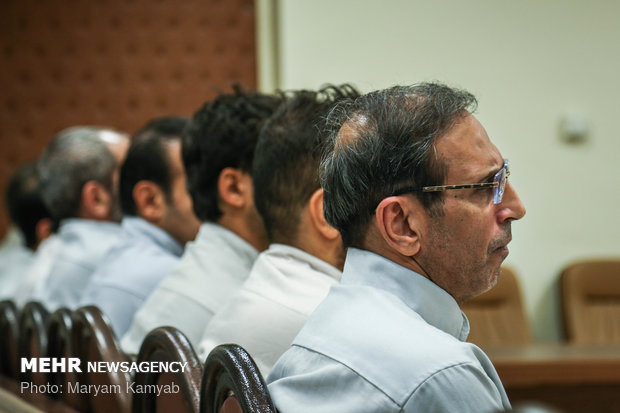 امپراتورهای پوشالی؛ روایتی از مفسدان اقتصادی