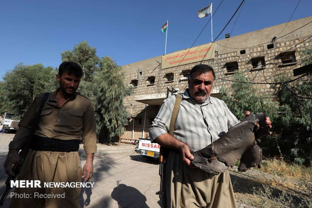 قاعدة تابعة للحزب الكردستاني الايراني في العراق بعد الهجوم عليها 