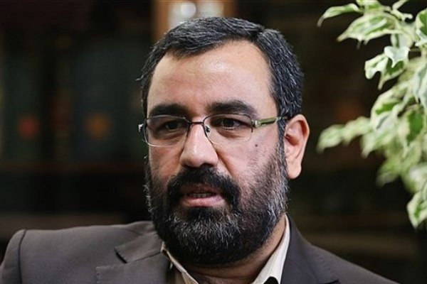 تصمیم های دانشگاه آزاد پشت درهای بسته انجام نمی شود