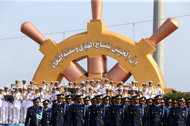 Leader attends graduation ceremony of Army cadets