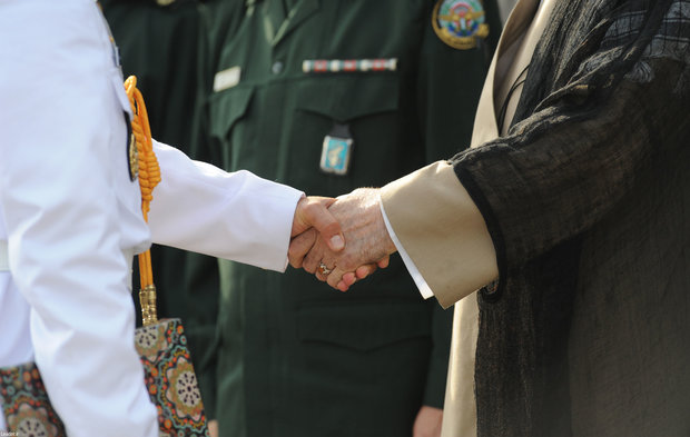 Leader attends graduation ceremony of Army cadets