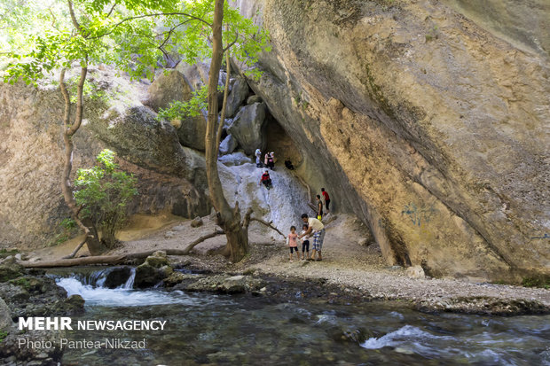 Atashgah waterfall; a must-see in Southwestern Iran