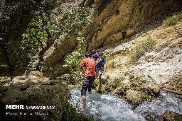 Atashgah waterfall; a must-see in Southwestern Iran