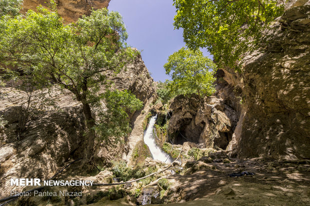 Atashgah waterfall; a must-see in Southwestern Iran