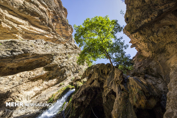 Atashgah waterfall; a must-see in Southwestern Iran