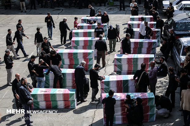 جثامين 135 من شهداء الدفاع المقدس تصل إلى معراج الشهداء