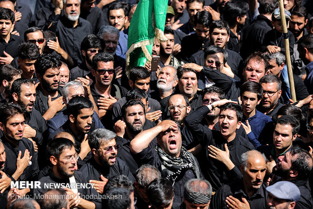 جثامين 135 من شهداء الدفاع المقدس تصل إلى معراج الشهداء