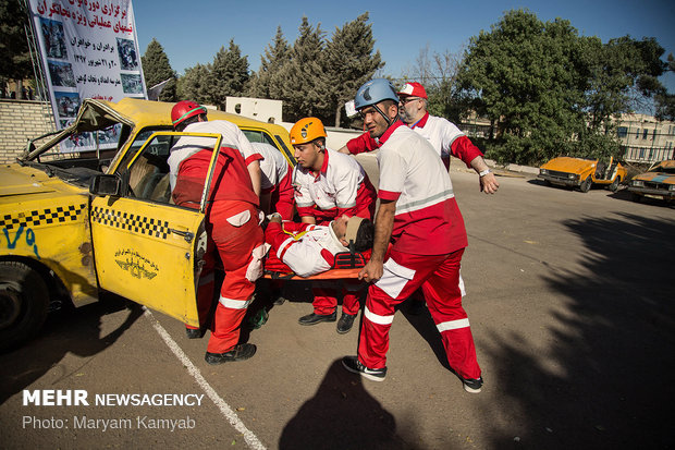 Red Crescent training session in Qazvin