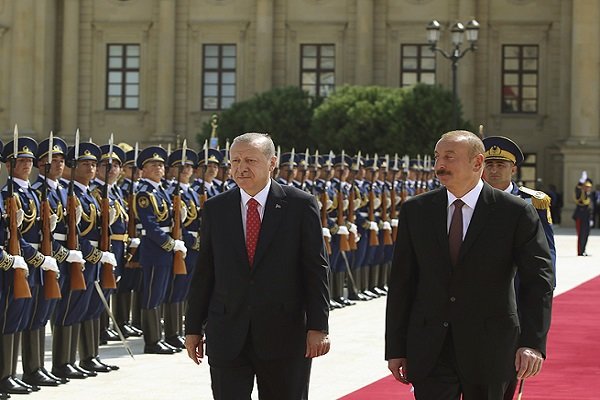 Erdoğan ile Aliyev’den Ukrayna görüşmesi