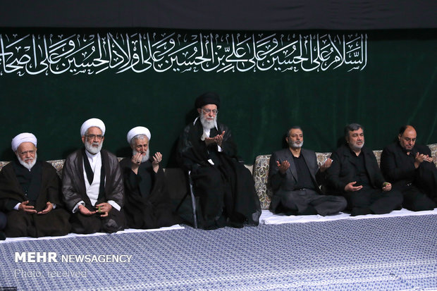 Leader attends Muharram mourning ceremony