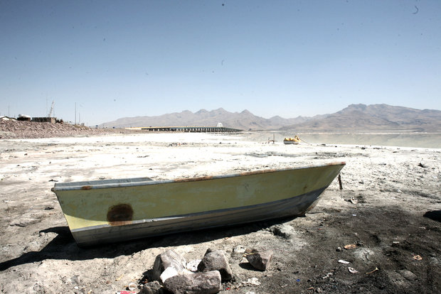سهم اضافه‌برداشت از آب زیرزمینی در مشکل دریاچه ارومیه