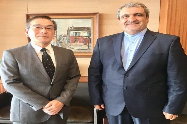 السفير الإيراني في اليابان يبحث مع رئيس وكالة انباء "كيودو" سبل تعزيز التعاون