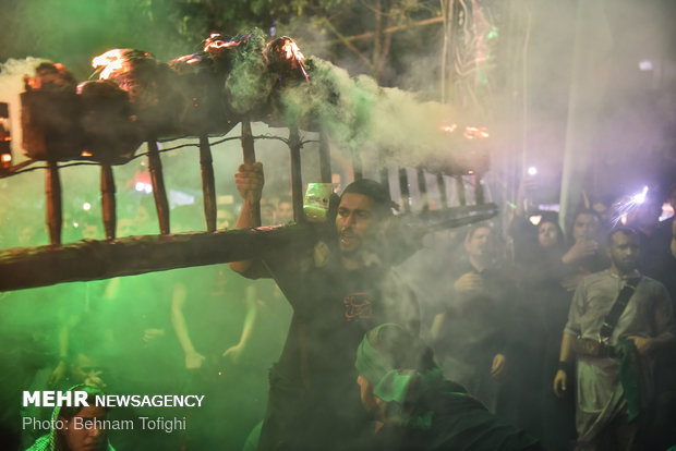 Iraqis' Muharram mourning ceremony in Tehran