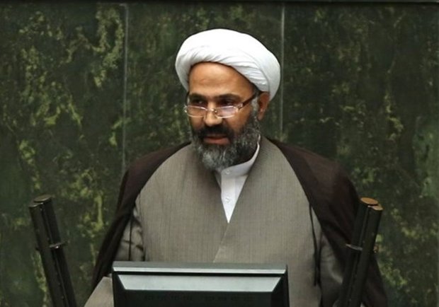 آقای روحانی! شما فقط ژست مخالفت با آمریکا گرفته‌اید