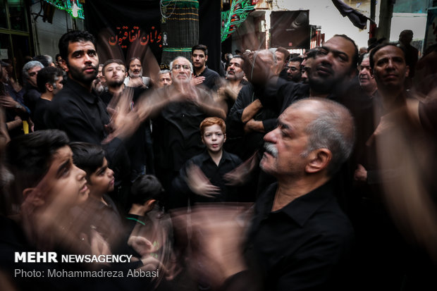 Tasu’a mourning in Tehran’s Grand Bazaar