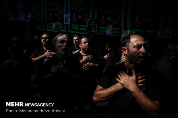 Tasu’a mourning in Tehran’s Grand Bazaar